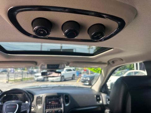 Used 2018 Dodge Durango GT w/ Premium Group AWD/4WD image 15