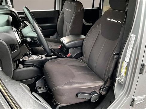 Used 2014 Jeep Wrangler Unlimited Rubicon w/ Dual Top Group image 17