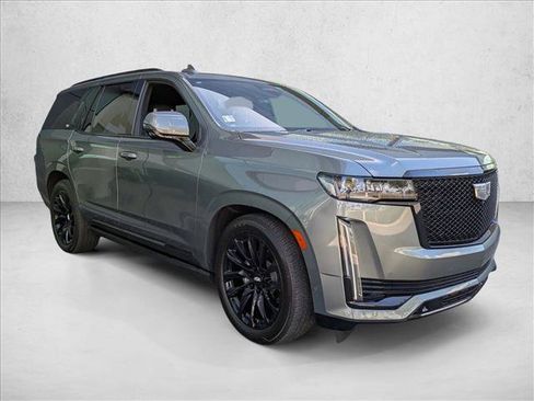 Used 2023 Cadillac Escalade Sport Platinum w/ LPO, ONYX Package image 3