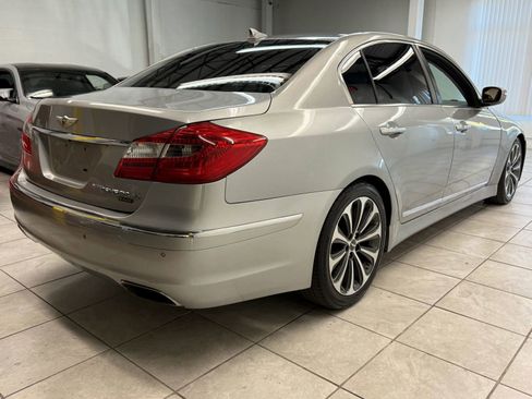 Used 2013 Hyundai Genesis 5.0 R-Spec image 9