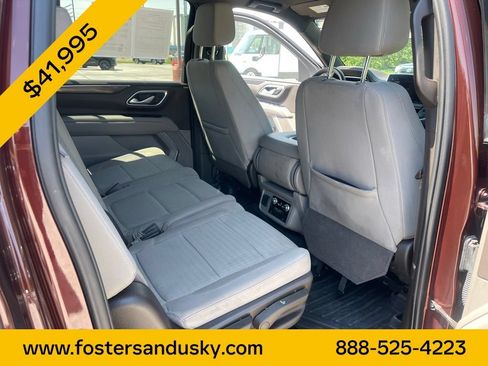 Used 2023 GMC Yukon XL SLE w/ Gmc Pro Safety Plus Package AWD/4WD image 16