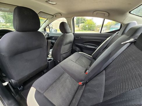 Used 2020 Nissan Versa SV image 13