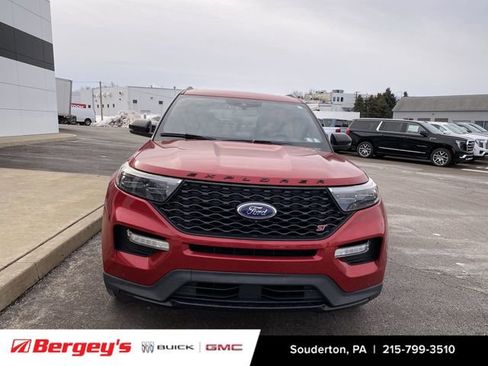 Used 2020 Ford Explorer ST w/ ST Street Pack image 9
