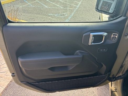 New 2026 Jeep Gladiator Sport image 12