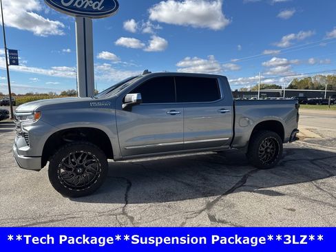 Used 2024 Chevrolet Silverado 1500 High Country w/ Technology Package image 2