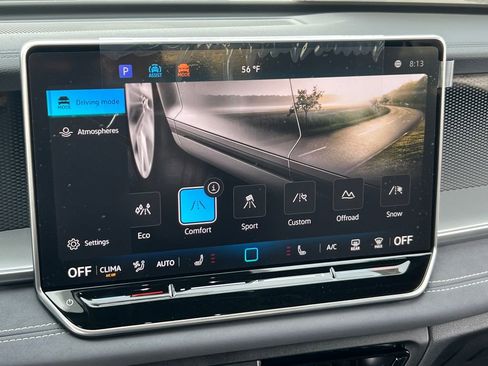 New 2026 Volkswagen Tiguan SE R-Line AWD/4WD image 24