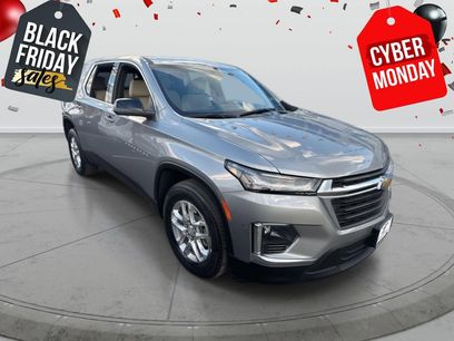 Used 2023 Chevrolet Traverse LS