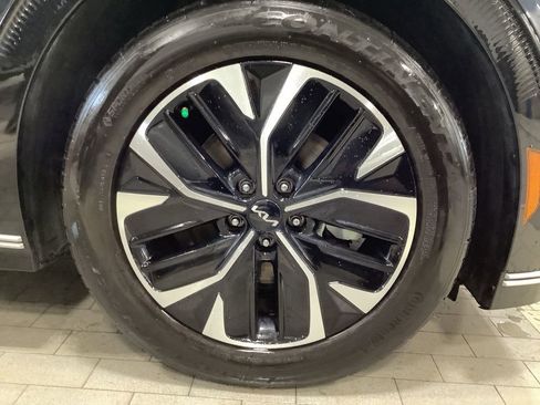 Certified 2023 Kia EV6 Wind image 29