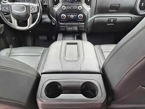 Used 2021 GMC Sierra 1500 Denali w/ Denali Ultimate Package AWD/4WD image 23