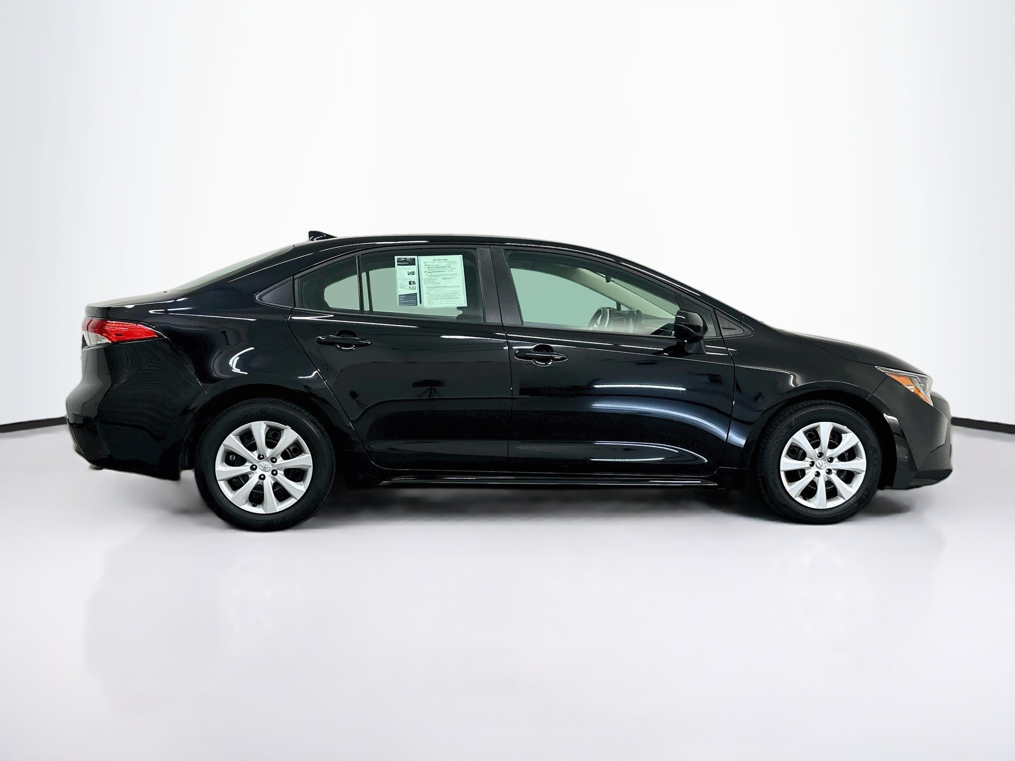 Used 2026 Toyota Corolla LE FWD image 10