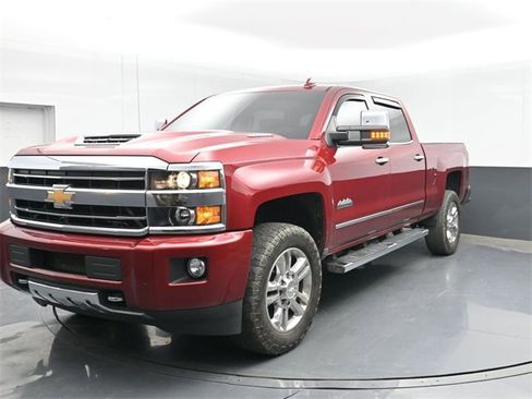 Used 2018 Chevrolet Silverado 2500 High Country w/ Duramax Plus Package image 10
