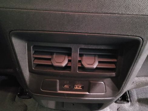 Used 2024 Chevrolet Colorado LT w/ LT Convenience Package III image 21