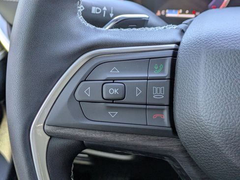 New 2025 Jeep Grand Cherokee L Limited w/ Luxury Tech Group II image 28