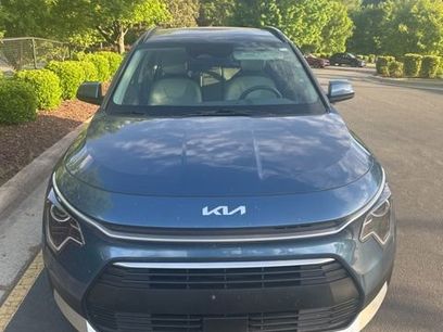 Used 2023 Kia Niro EX