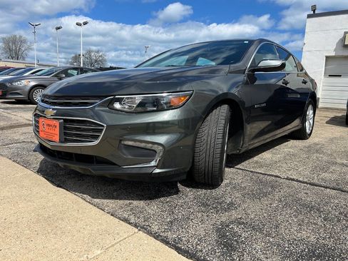 Used 2016 Chevrolet Malibu LT w/ Leather Package image 8
