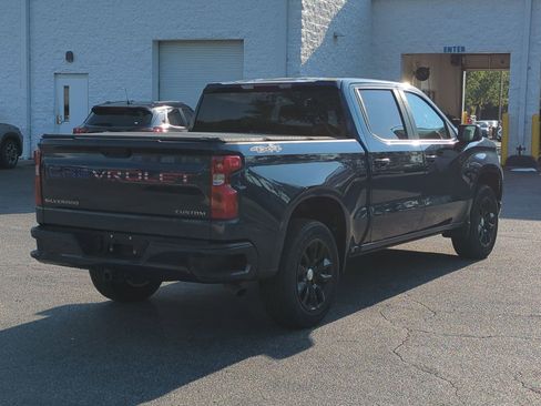 Used 2022 Chevrolet Silverado 1500 Custom AWD/4WD image 10