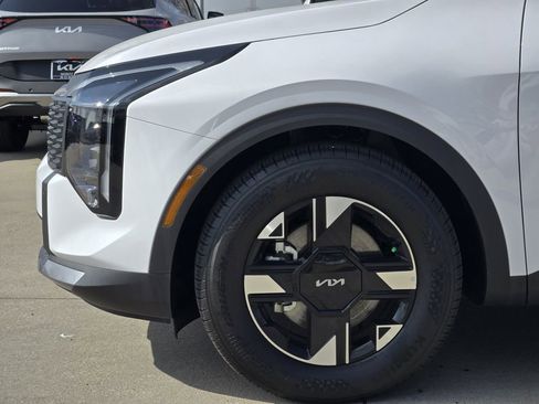 New 2026 Kia Sportage LX image 5