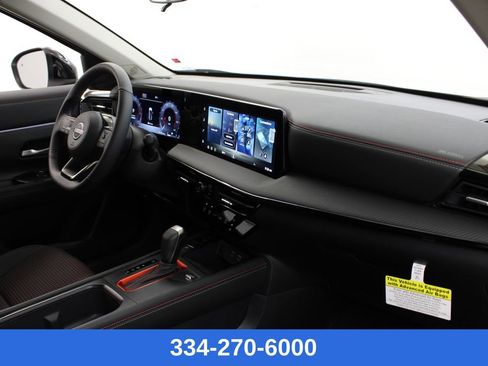 New 2026 Nissan Kicks SR image 21