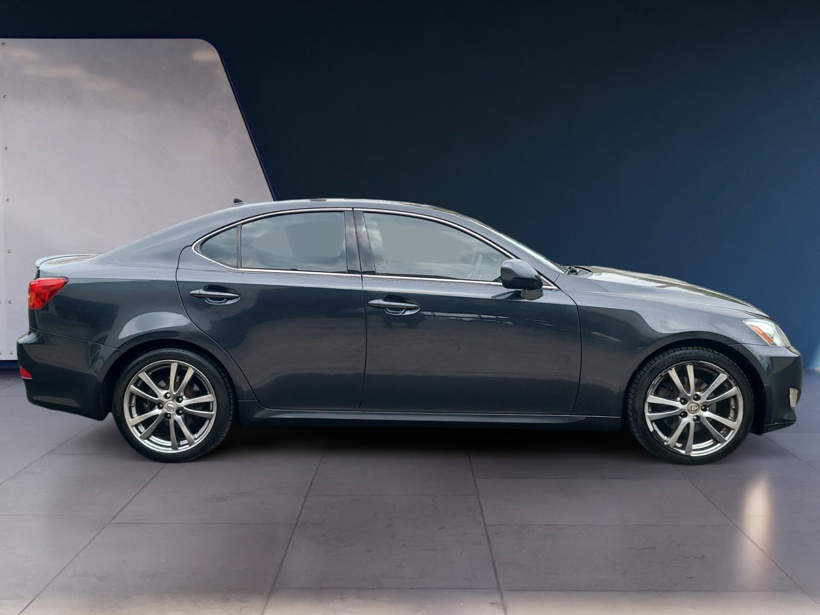 Used 2008 Lexus IS 250 w/ Premium Pkg RWD image 6