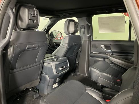 New 2027 Ford Expedition Max Platinum w/ Stealth Appearance Package AWD/4WD image 15