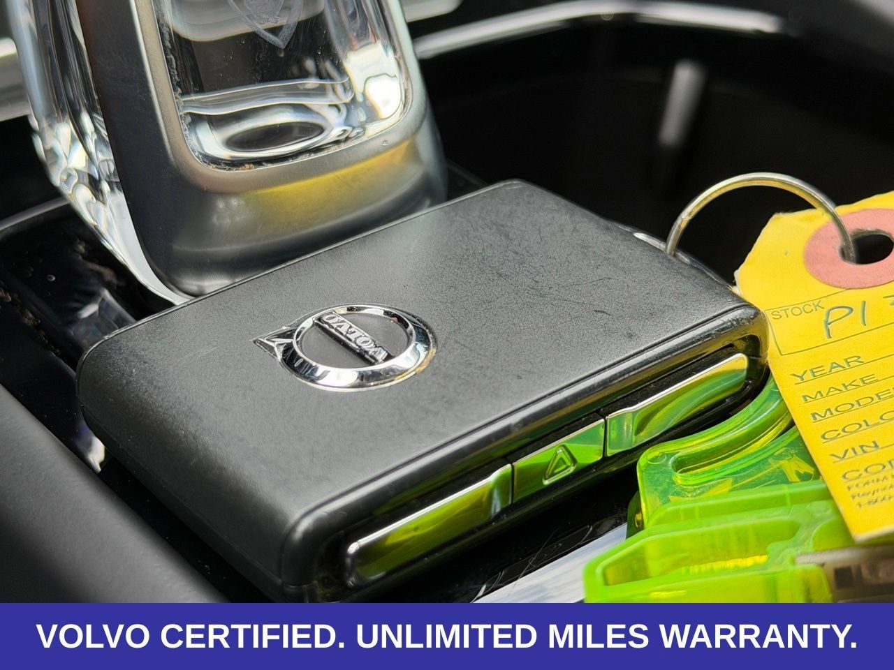 Certified 2024 Volvo XC40 B5 Plus w/ Protection Package Premier AWD/4WD image 36