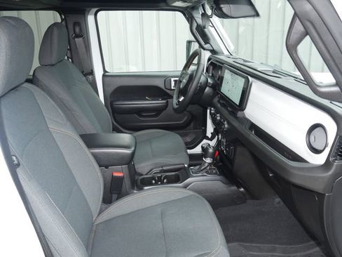Used 2024 Jeep Wrangler Unlimited Sport AWD/4WD image 24