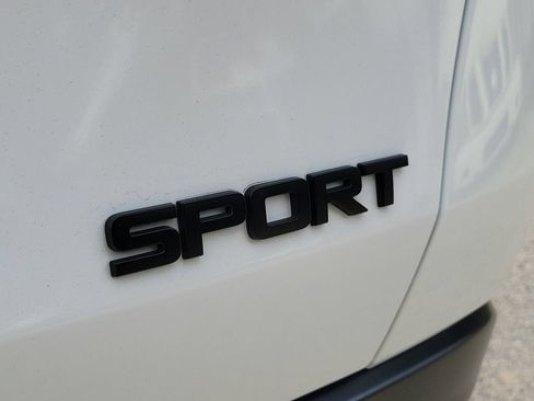 Used 2025 Honda HR-V Sport image 13