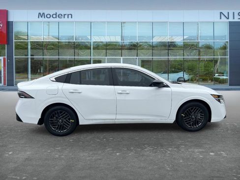 New 2026 Nissan Sentra SV image 4