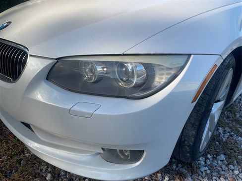 Used 2011 BMW 328i Convertible image 42