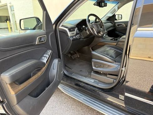 Used 2018 GMC Yukon Denali AWD/4WD image 6
