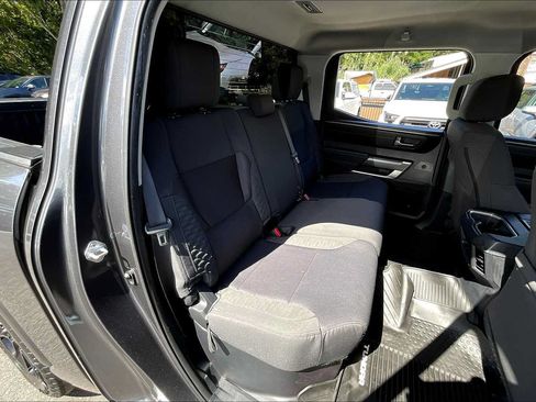 Used 2022 Toyota Tundra SR5 w/ Convenience Package RWD image 18