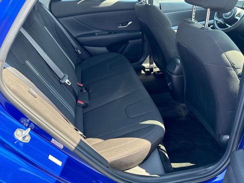 Used 2024 Hyundai Elantra SEL image 15