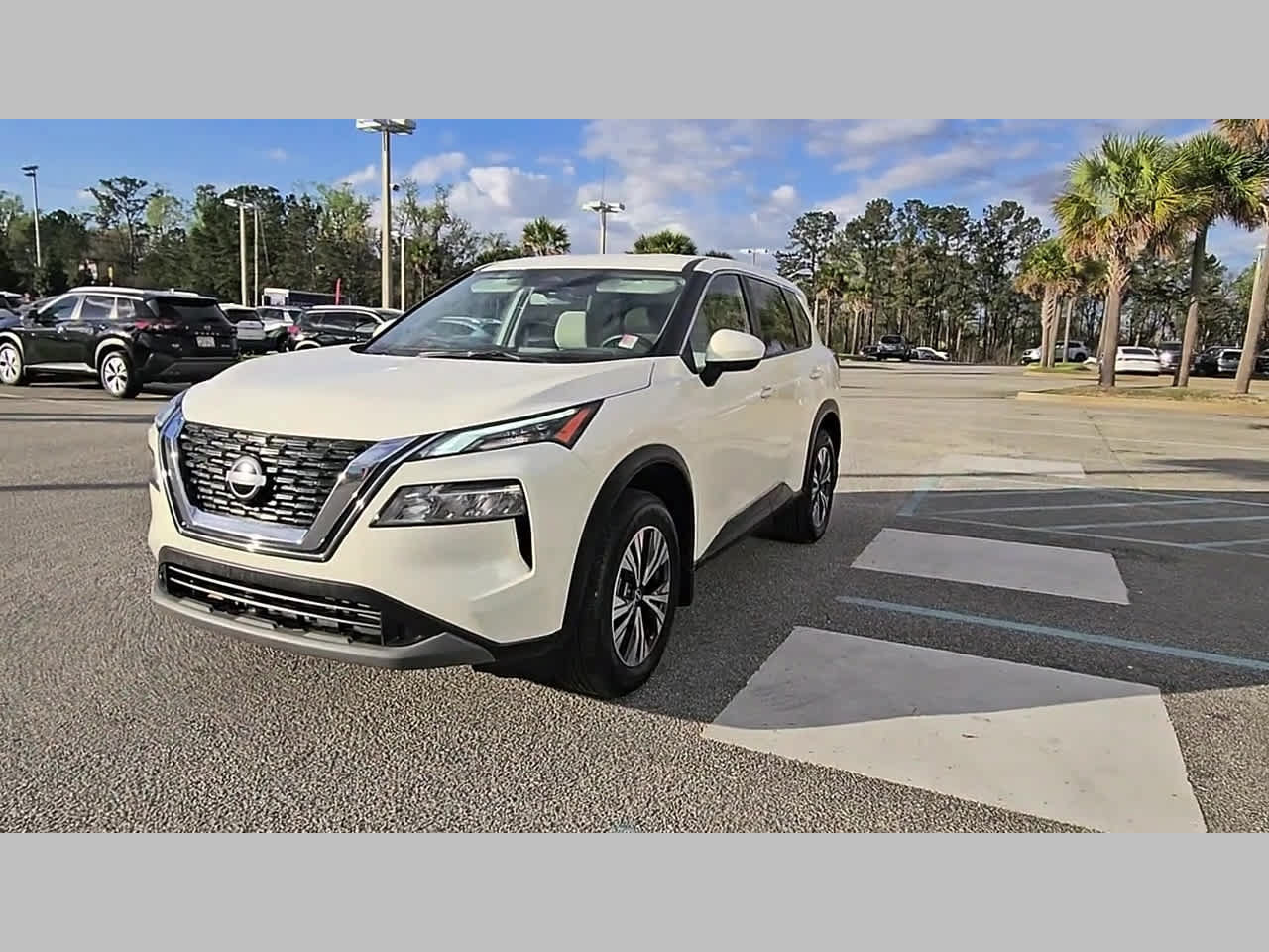 Used 2023 Nissan Rogue SV AWD/4WD image 21