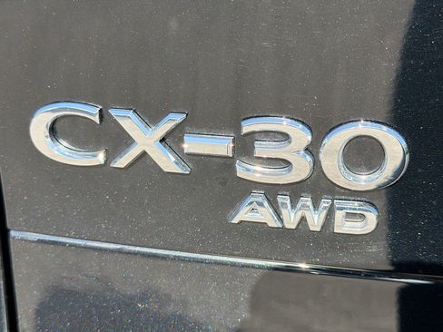 Used 2025 MAZDA CX-30 AWD 2.5 S w/ Premium Package image 11
