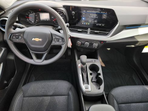 New 2026 Chevrolet Trax LS FWD image 18
