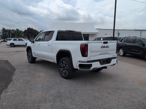 New 2026 GMC Sierra 1500 AT4 w/ AT4 Preferred Package AWD/4WD image 4