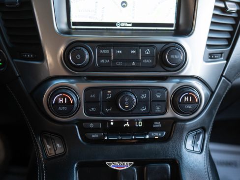 Used 2019 Chevrolet Tahoe LT image 33