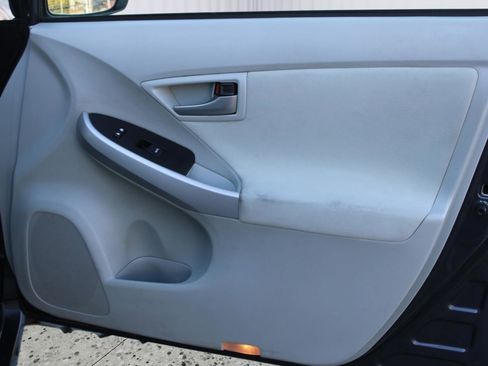 Used 2013 Toyota Prius Three w/ Solar Roof Pkg image 36