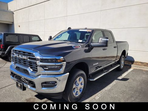 Used 2025 RAM 2500 Big Horn AWD/4WD image 1