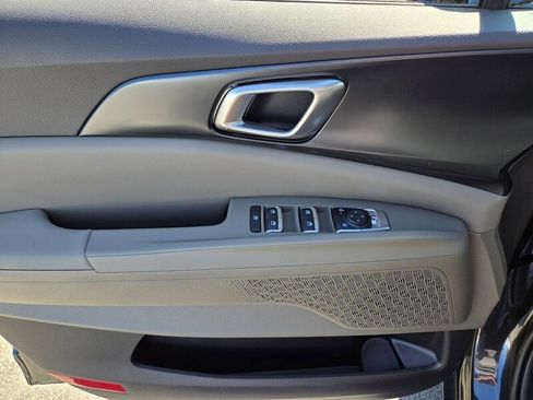 New 2026 Kia Carnival LXS image 10