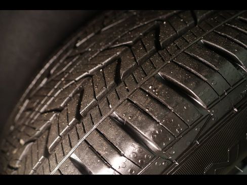 Used 2023 Chevrolet Traverse LT w/ LT Premium Package image 25