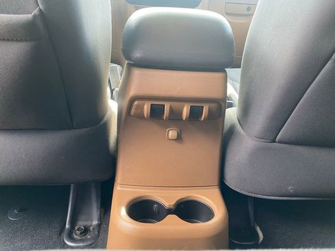 Used 2016 Jeep Wrangler Unlimited Sahara w/ Connectivity Group image 27