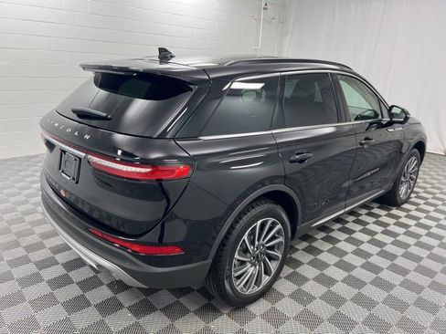 Certified 2025 Lincoln Corsair Reserve w/ Equipment Group 202A image 5