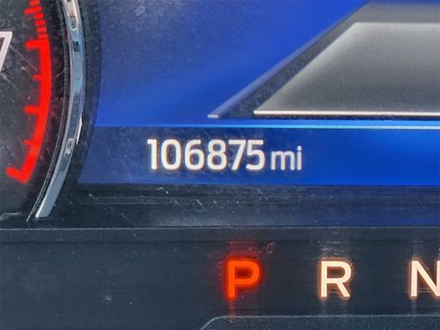 Used 2021 Ford Explorer Limited w/ Equipment Group 301A image 24