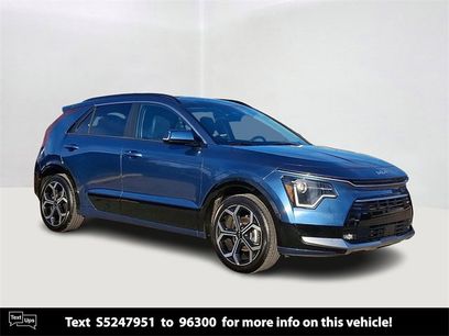 Certified 2025 Kia Niro EX Touring