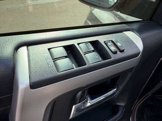 Used 2018 Toyota 4Runner SR5 Premium AWD/4WD image 13