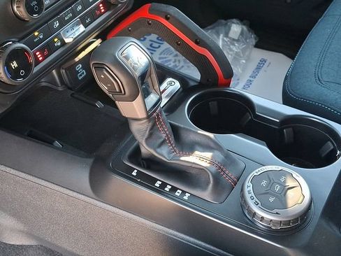 New 2025 Ford Bronco Heritage Edition AWD/4WD image 12