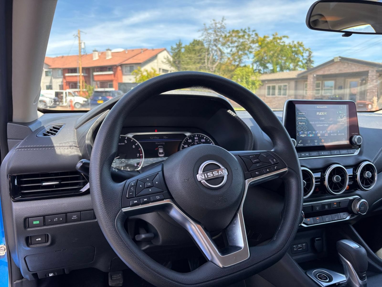 Used 2025 Nissan Sentra SV FWD image 32