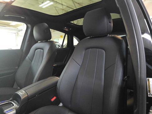 Certified 2025 Mercedes-Benz GLA 250 4MATIC image 21