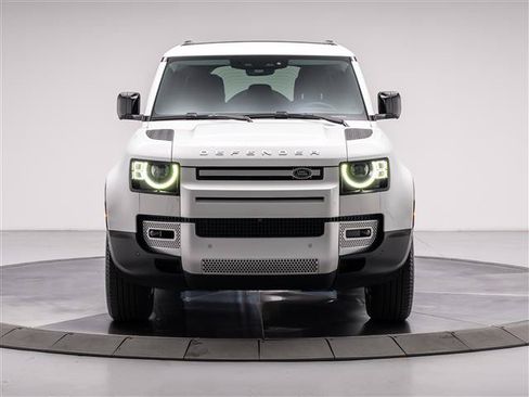 Used 2024 Land Rover Defender 110 S AWD/4WD image 8